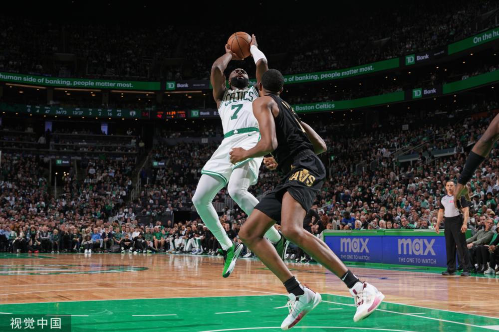 飞镖冠军的 飞镖冠军的